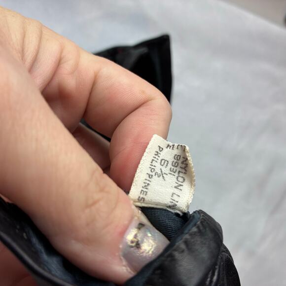 Ladies 6.5/Small Black Leather Gloves Vintage Buttery Soft Wrist Length Driving - Picture 4 of 6